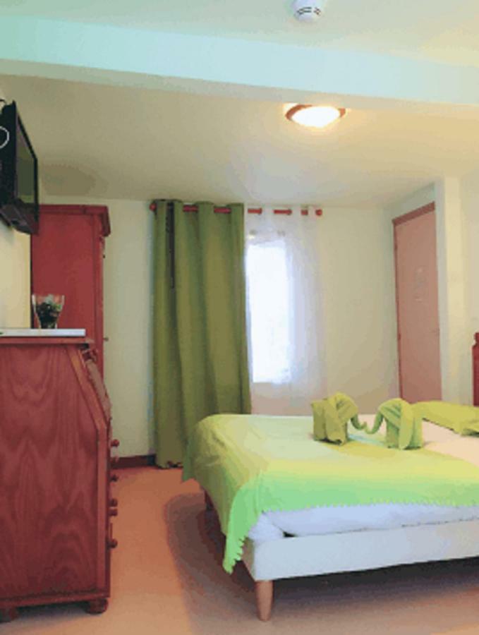 Gite Les Cariolettes Font-Romeu-Odeillo-Via ภายนอก รูปภาพ